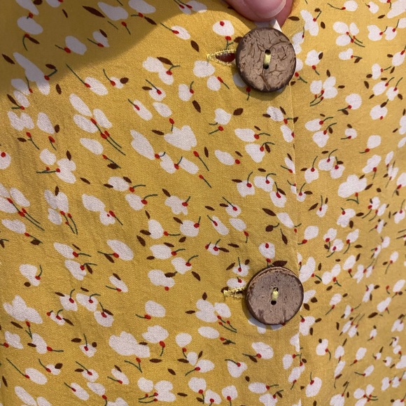 Yellow floral and tassel blouse - Picture 3 of 9